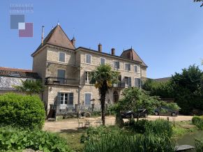 Maisons et villa de luxe à vendre en Saône-et-Loire - Belles Demeures